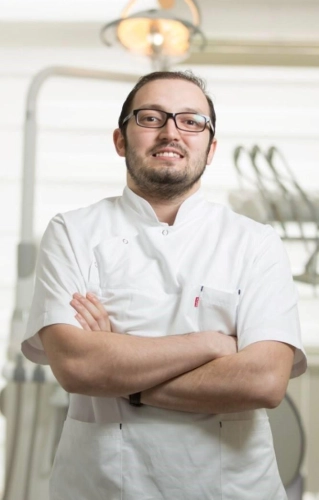 UZM. EHSAN HEFZOLLESAN