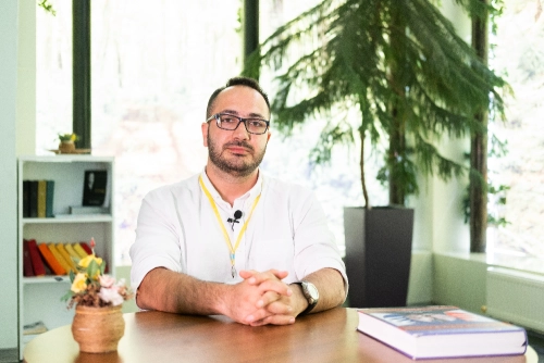 UZMAN DOKTOR FƏHMİN ƏMİROV