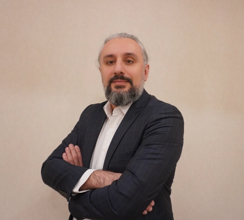 UZMAN DOKTOR CƏBRAYIL CƏBRAYILOV