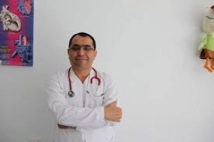 DR. ELNUR İMANOV
