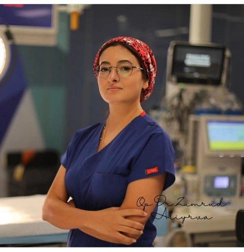 UZMAN DOKTOR ZUMRUD ALİYEVA