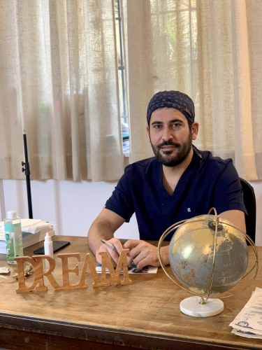 DR. AHMET AYIK
