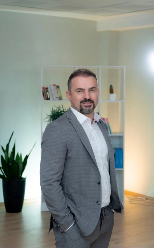 DOS. DR. RAMAZAN ACAR