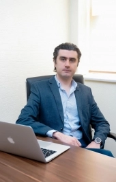 DR. MAGAMED POLUXOV