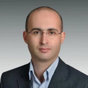 DR. ELNUR ƏKBƏROV