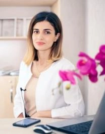 DR. TÜRKAY HÜSEYNOVA