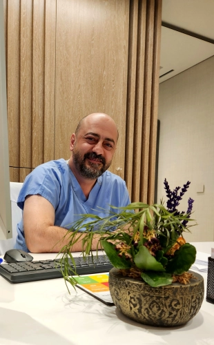 PROF. DR. HATEM HAKAN SELÇUK
