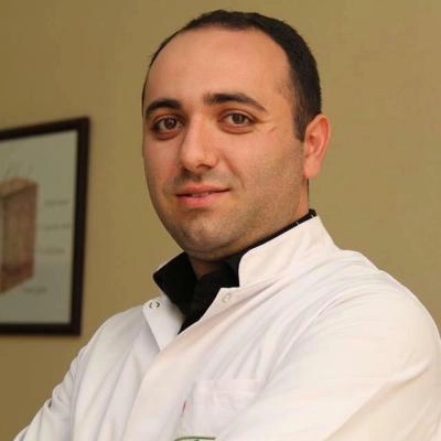 DR. ELÇİN SADIQOV